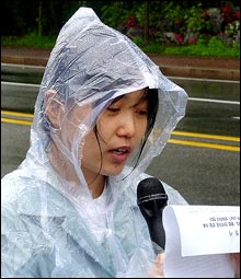 unc20020507102.jpg