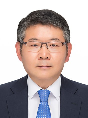 공익제보 판결비평_이정일 변호사의 사진